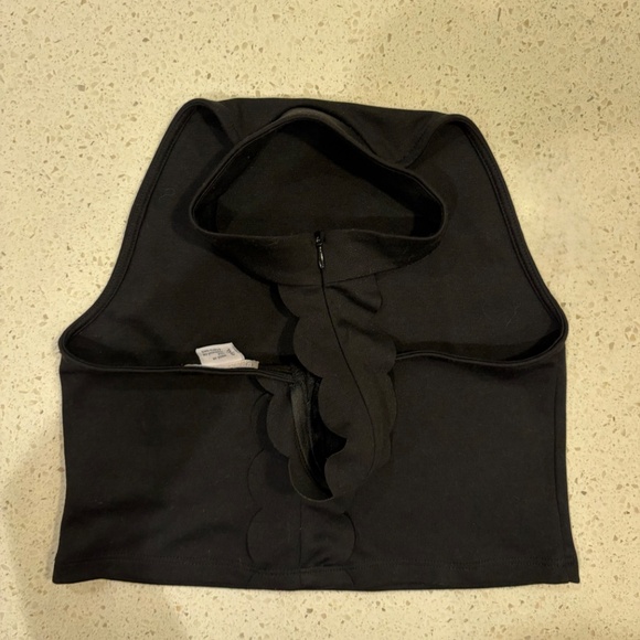 Cooperative Urban Outfitters Halter Crop-Top Black Racer back W/Ruffle - Picture 8 of 10